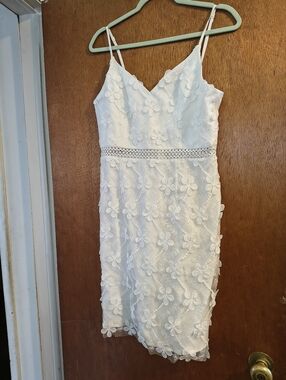 Minuet White Floral Dress Size Large